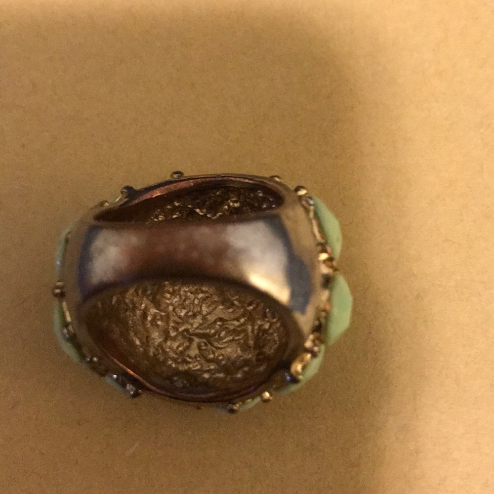 Ring - Picture 3 of 3